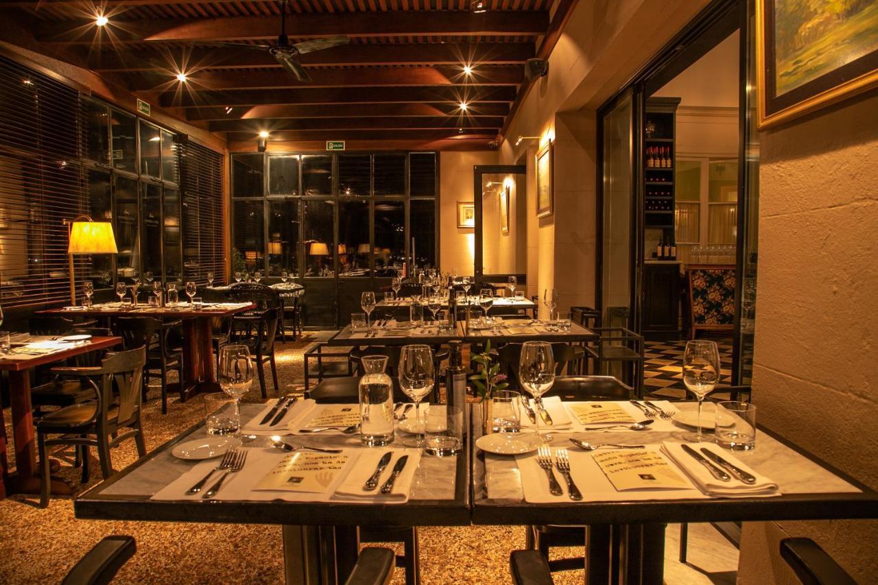 Las Liebres Restaurant&Hotel Colonia del Sacramento Exterior foto